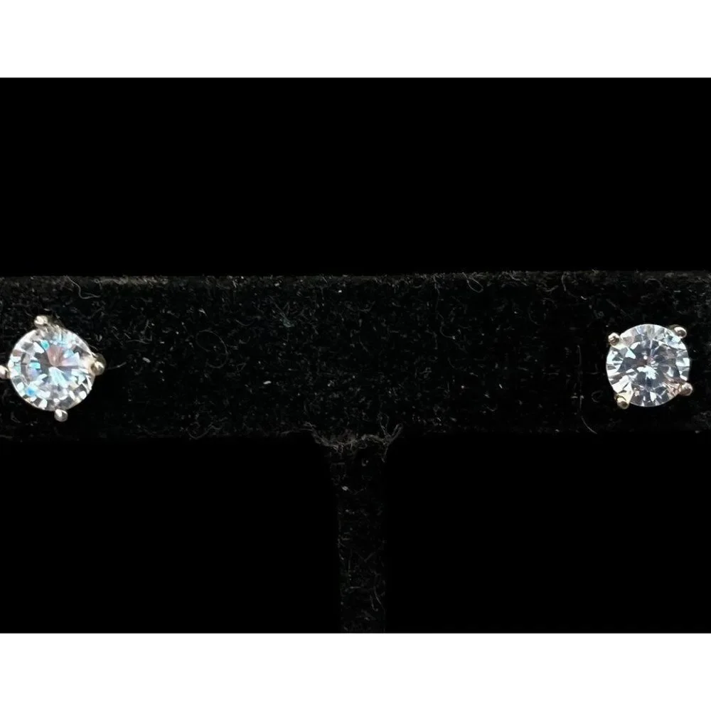 Round Cut Cubic Zirconia Solitaire Sterling Silver 925 Stud Pierced Earrings